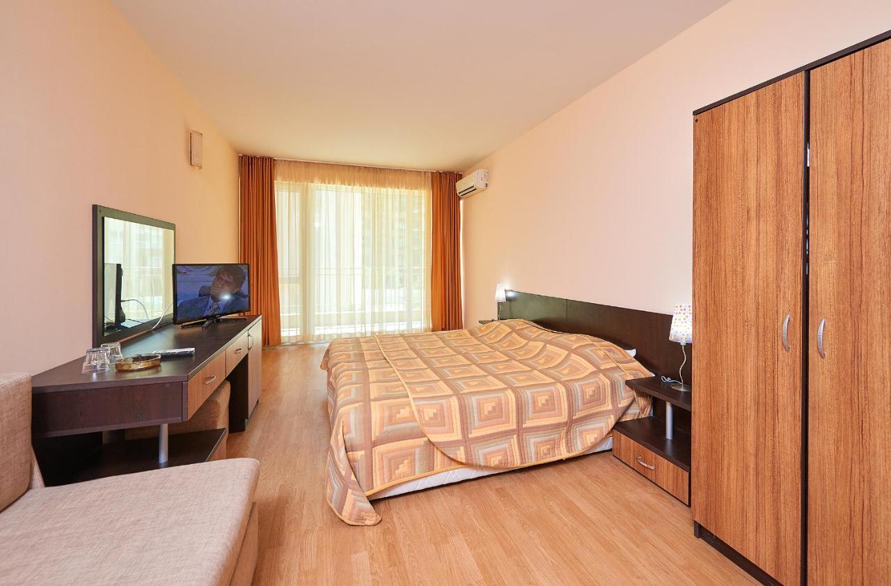 Guest House California Pomorie Exterior photo